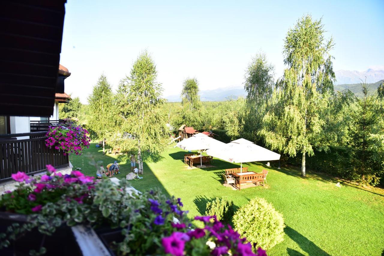 Natura Family Resort Avrig Exteriér fotografie